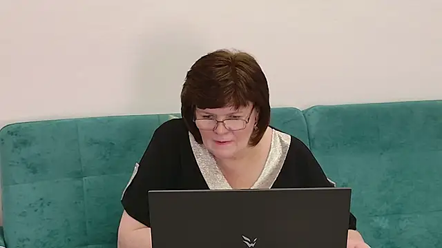 Sandra Sunrise online show from December 5, 2025, 10:57 am