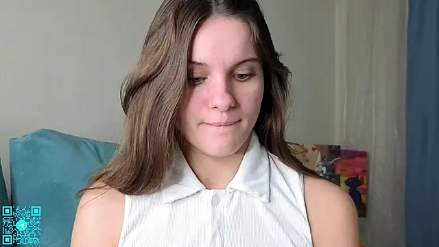 chloemilka online show from November 3, 2025, 5:25 pm