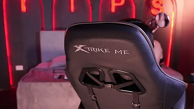 Snapshot of Roma_hells chatting on September 21, 2025, 6:20 pm Roma hells online show from September 21, 2025, 6:20 pm