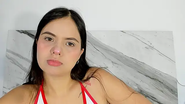 thamiina  online show from September 23, 2025, 7:06 pm