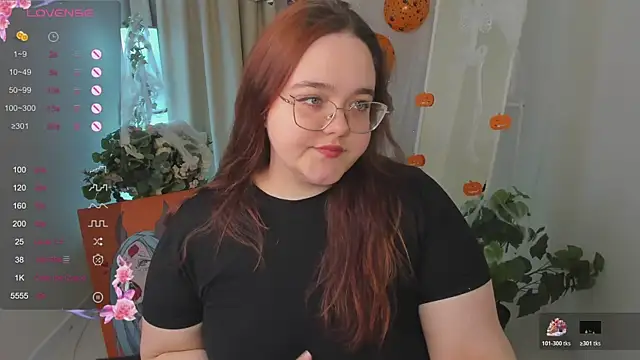 Neko Moor online show from November 1, 2025, 8:33 pm