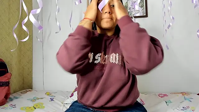 selena jhonson online show from February 13, 2026, 2:02 pm