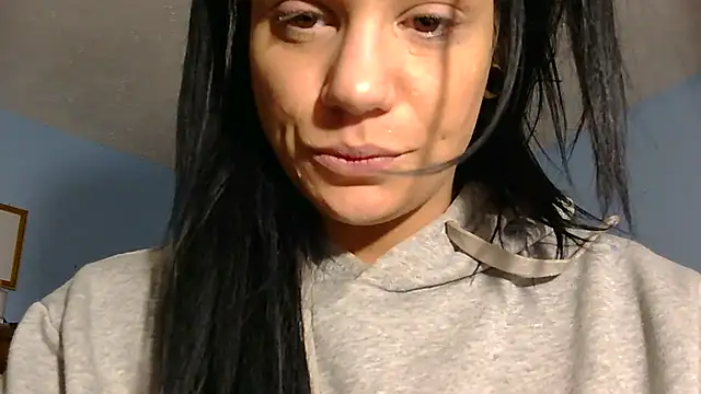 ovmilf online show from November 10, 2025, 9:03 pm