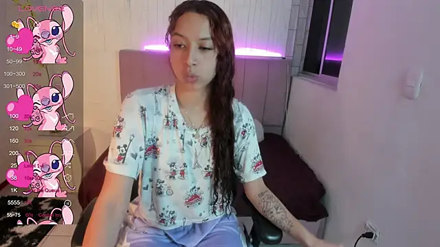 anna moon11 online show from December 14, 2025, 5:02 am