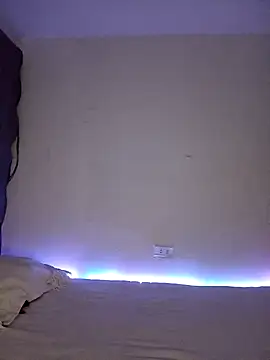 RosenRot07 online show from September 19, 2025, 8:09 pm