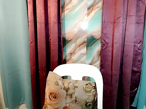 Snapshot of Wife_ur_pinay chatting on October 5, 2025, 8:01 am Wife ur pinay online show from October 5, 2025, 8:01 am