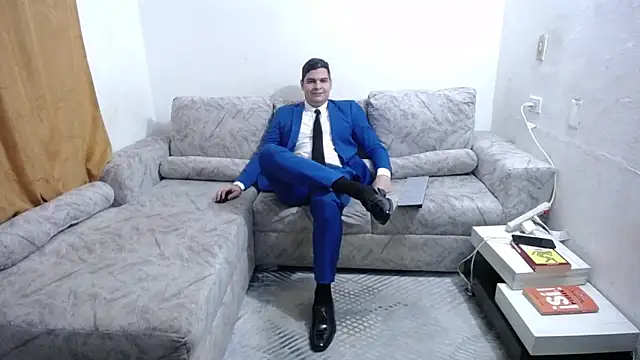 Victor Maitland online show from June 10, 2026, 4:01 am