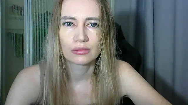 JessFoxxx online show from January 7, 2026, 3:31 am