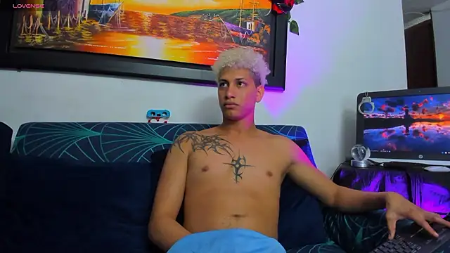 ECSTASYX2 2001 online show from January 13, 2026, 3:56 am