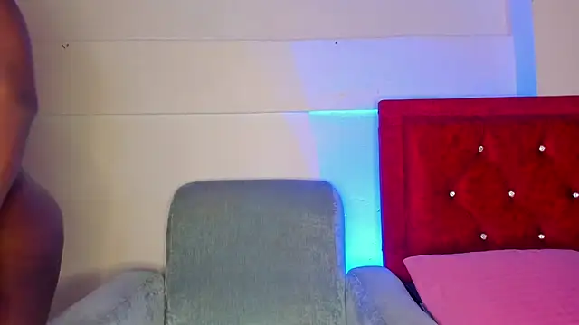 Keily-w online show from September 10, 2025, 12:21 am