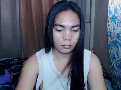 Snapshot of Simple_Martina chatting on February 17, 2026, 1:13 am Simple Martina online show from February 17, 2026, 1:13 am