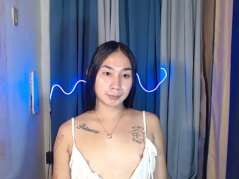 Snapshot of in_yourdreamstarxx chatting on November 14, 2025, 3:44 pm in yourdreamstarxx online show from November 14, 2025, 3:44 pm