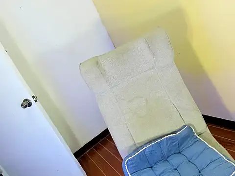 Snapshot of your_athenaxx chatting on February 24, 2026, 9:07 am your athenaxx online show from February 24, 2026, 9:07 am