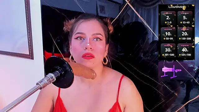 abby blond  online show from October 28, 2025, 12:30 pm