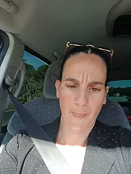 caro252 online show from June 3, 2026, 8:06 am