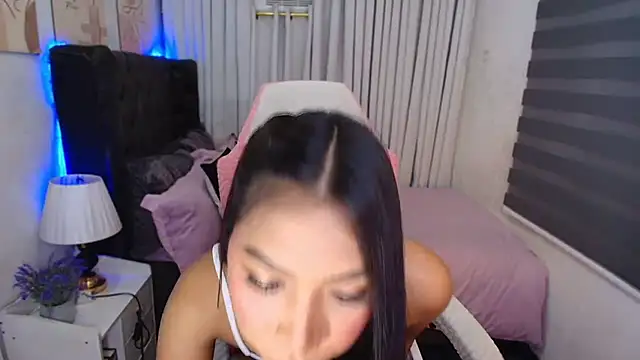 naughtyjayde online show from November 18, 2025, 9:41 pm