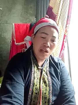 Snapshot of jienrrr chatting on September 13, 2025, 9:09 am jienrrr online show from September 13, 2025, 9:09 am