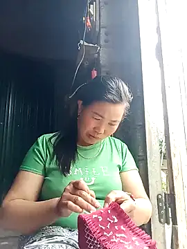 Snapshot of jienrrr chatting on September 18, 2025, 5:09 am jienrrr online show from September 18, 2025, 5:09 am