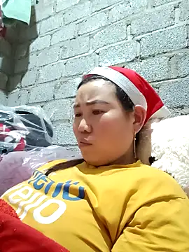 Snapshot of jienrrr chatting on October 7, 2025, 11:35 pm jienrrr online show from October 7, 2025, 11:35 pm