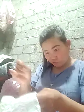 Snapshot of jienrrr chatting on October 21, 2025, 1:01 pm jienrrr online show from October 21, 2025, 1:01 pm