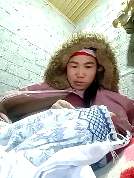 Snapshot of jienrrr chatting on November 22, 2025, 12:31 am jienrrr online show from November 22, 2025, 12:31 am