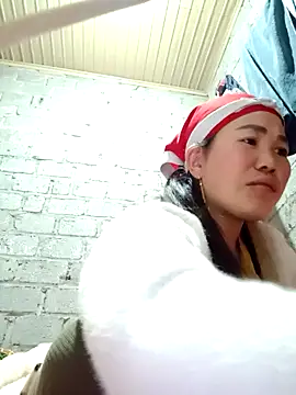 Snapshot of jienrrr chatting on December 2, 2025, 2:34 pm jienrrr online show from December 2, 2025, 2:34 pm