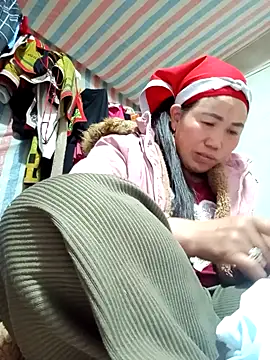 Snapshot of jienrrr chatting on December 5, 2025, 2:53 am jienrrr online show from December 5, 2025, 2:53 am