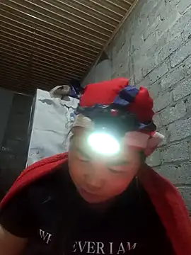 Snapshot of jienrrr chatting on December 19, 2025, 12:56 pm jienrrr online show from December 19, 2025, 12:56 pm