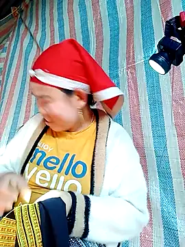 Snapshot of jienrrr chatting on December 22, 2025, 1:35 am jienrrr online show from December 22, 2025, 1:35 am