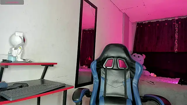 Jostin18 online show from April 10, 2026, 5:01 am