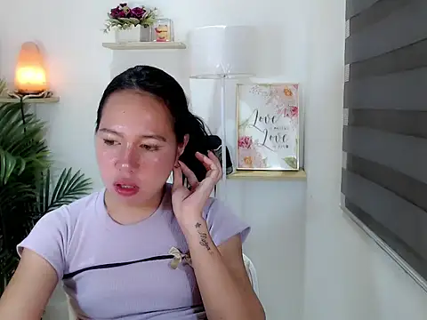 kimbratx online show from May 25, 2026, 12:38 am