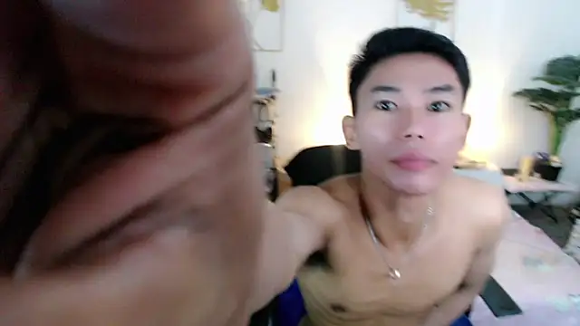 Snapshot of naughty_rence chatting on October 24, 2025, 8:44 am naughty rence online show from October 24, 2025, 8:44 am