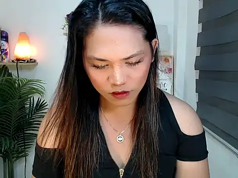 scarlett brownx69 online show from February 5, 2026, 5:45 am