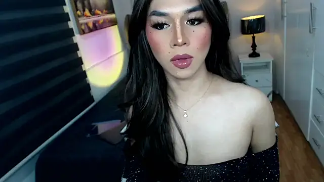 Snapshot of solana_imani chatting on September 20, 2025, 5:47 pm solana imani online show from September 20, 2025, 5:47 pm