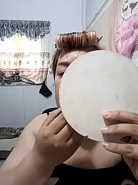 Cindy237st online show from October 28, 2025, 6:28 am