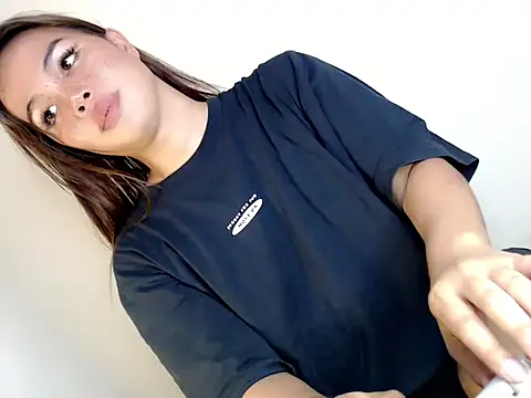 yolly fox online show from March 7, 2026, 4:15 pm