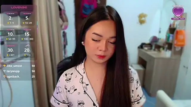 sofiahot365 online show from December 20, 2025, 7:48 am