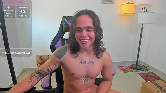 Maximiliano scoott   online show from November 4, 2025, 7:46 pm