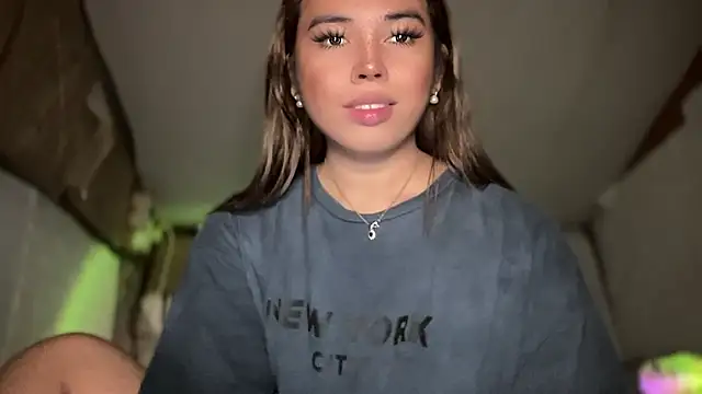 goddessofalltime online show from November 19, 2025, 9:31 am