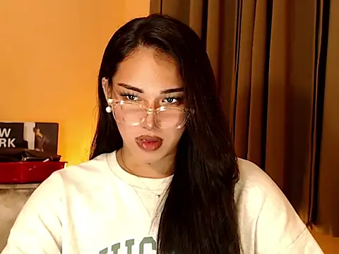 magnificent kitana online show from November 10, 2025, 9:14 pm