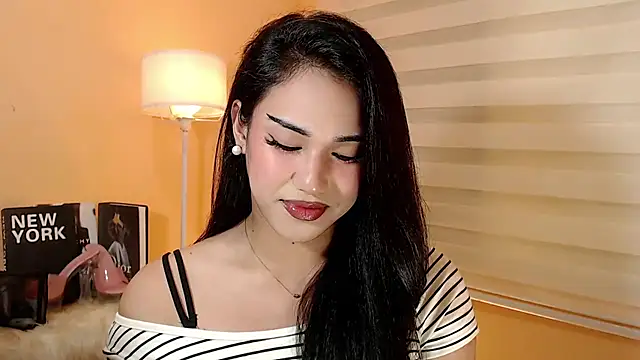 magnificent kitana online show from December 2, 2025, 12:43 pm