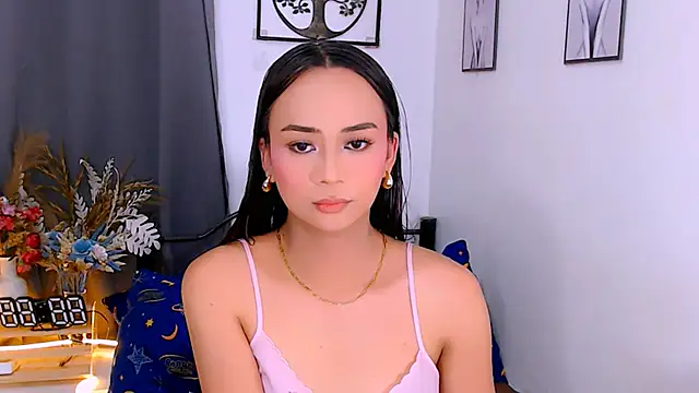 Zialustts online show from February 17, 2026, 7:27 am