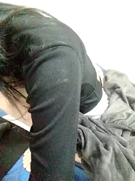 Kembong01 online show from March 27, 2026, 9:14 pm