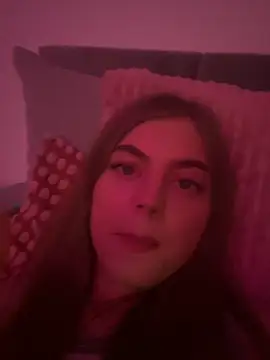 YoungLeo2006 online show from September 8, 2025, 8:41 pm