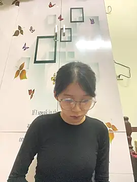 meomeo2k6 online show from November 14, 2025, 6:23 am