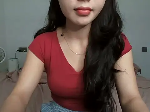 Lucie-Sexy2k online show from June 9, 2026, 3:12 pm
