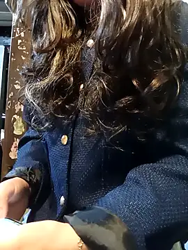 Venessa online show from March 19, 2026, 1:20 am