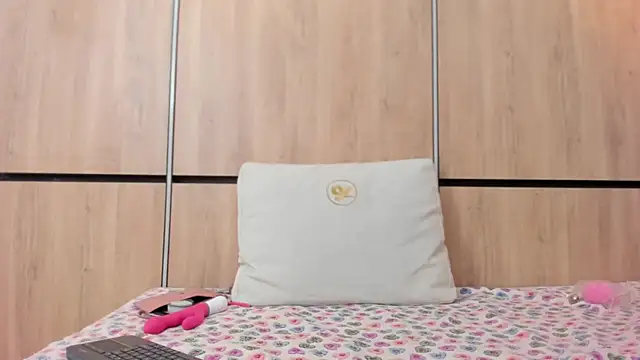 ikia lopez  online show from April 1, 2026, 1:41 pm