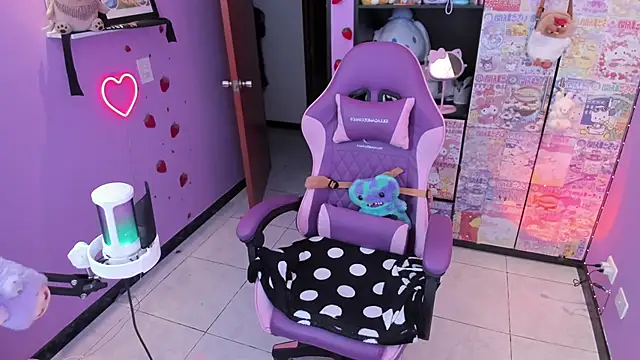 Vero Osb  online show from September 29, 2025, 11:31 pm