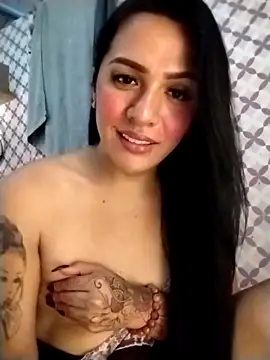 enoria1992 online show from March 2, 2026, 3:52 am